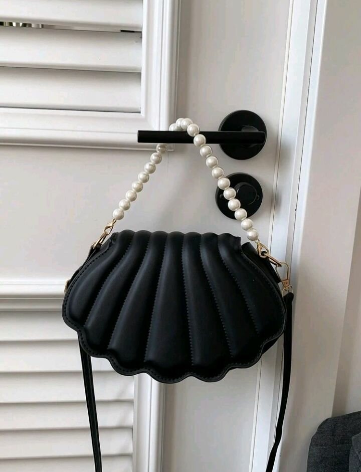 SHEIN Shell Shaped Faux Pearl Decorated Women Bag