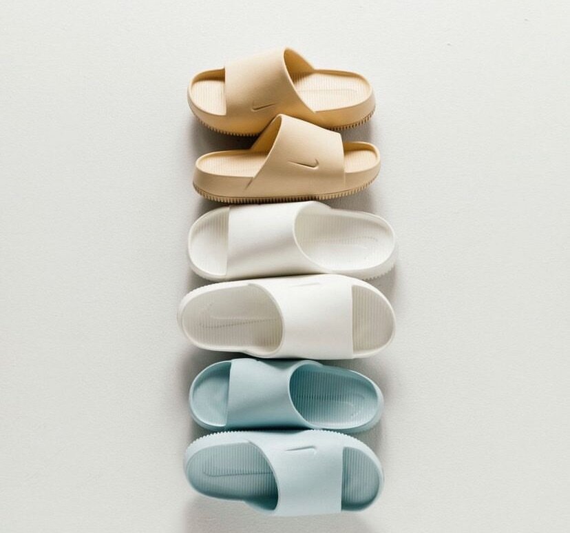 Nike Calm Slide