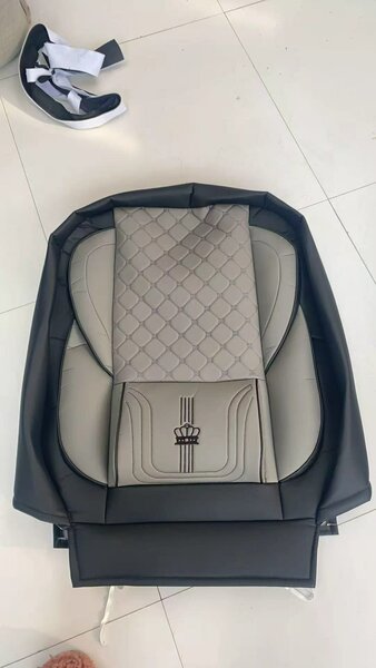 Housse de siège auto luxueuse