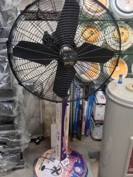 Khursheed fan padestal fan