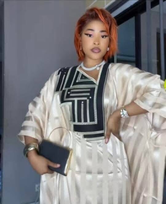 Robe Boubou en Satin Élégante