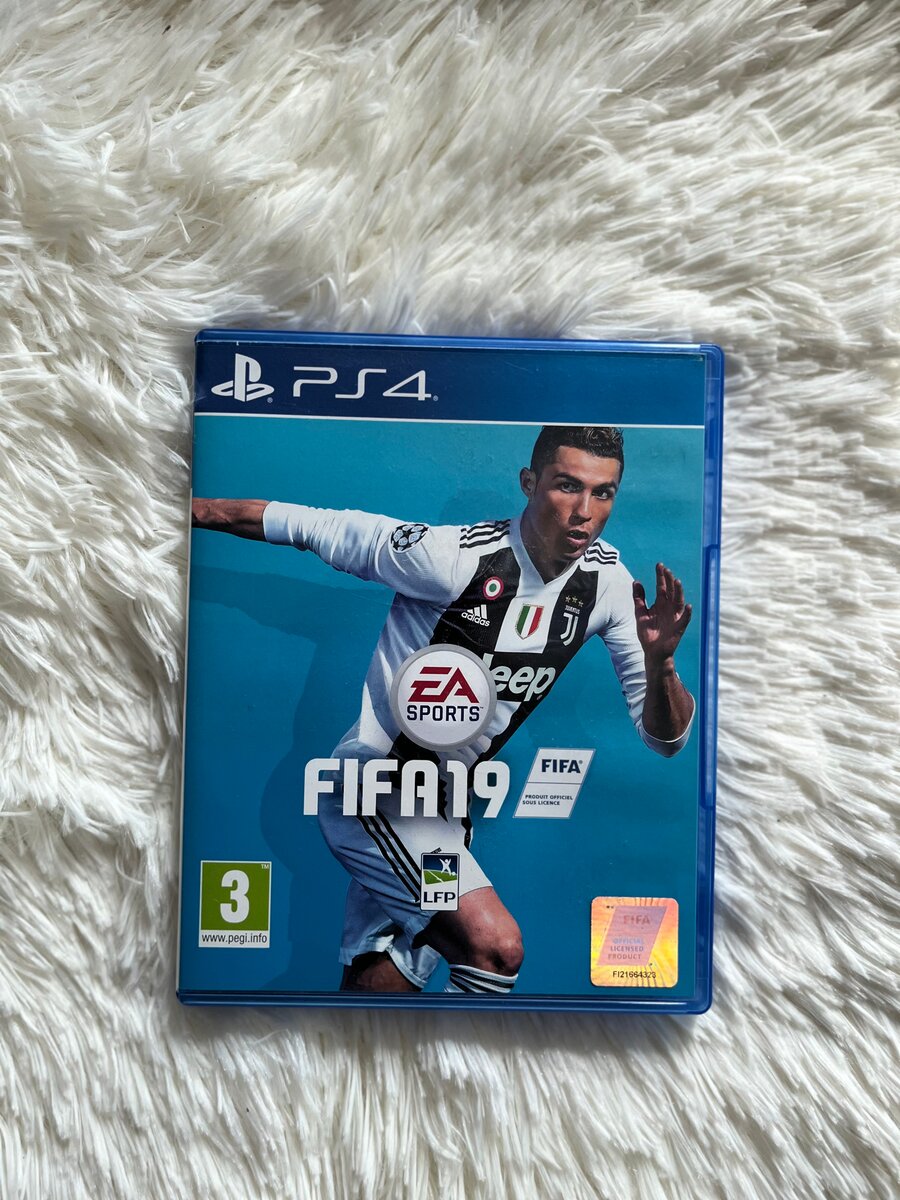 Jeu PS4 FIFA 19