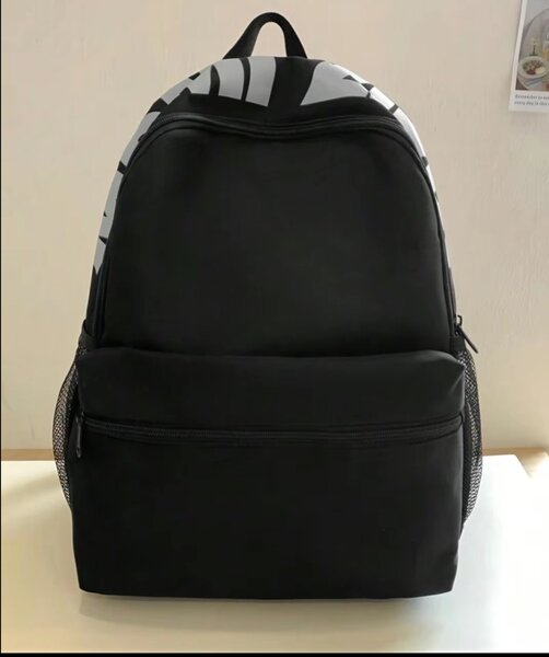 Sac à dos élégant noir