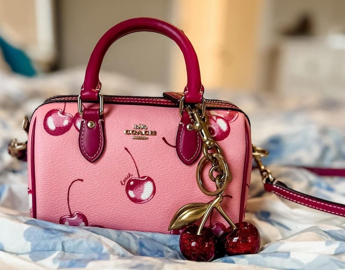 Sac à main en cuir cerise