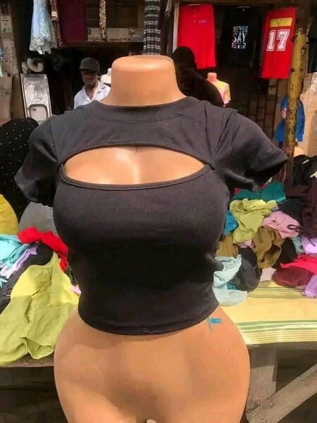 Tops moulants tendance pour femmes