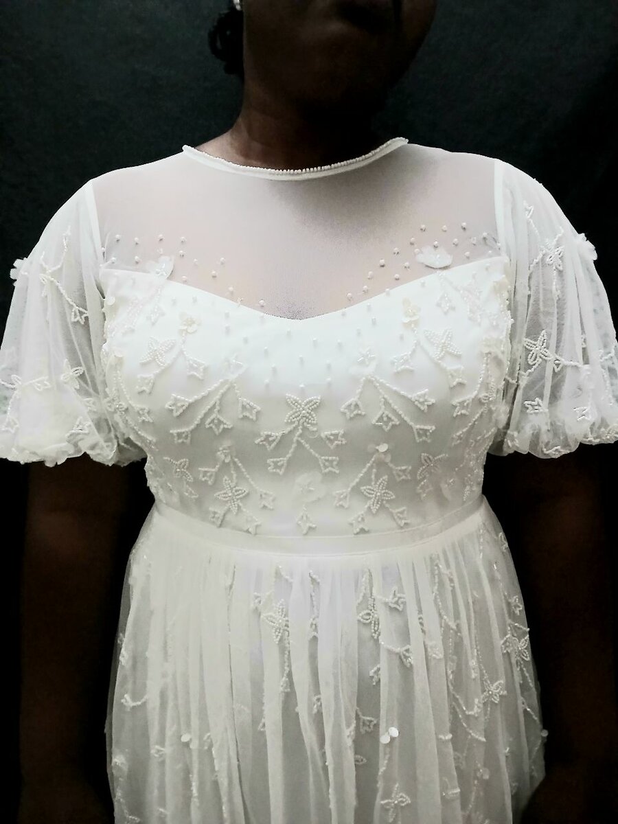 Robe de mariée dentelle élégante
