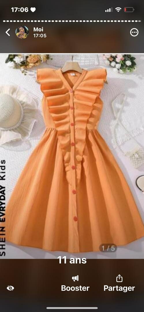 Robe orange à volants