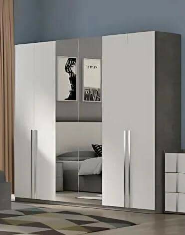 Armoire moderne avec miroir