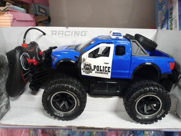Voiture RC Police Tout-Terrain