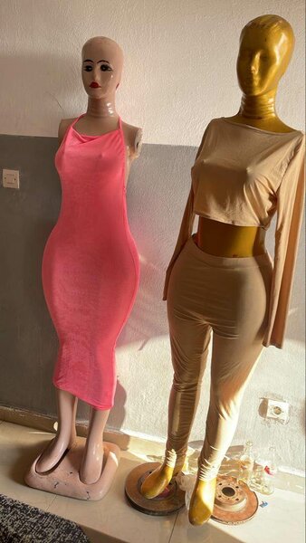 Robe élégante moulante femme