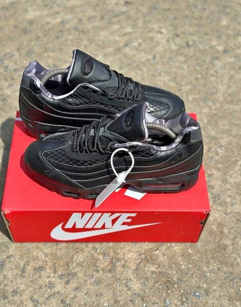 Nike Sneakers
