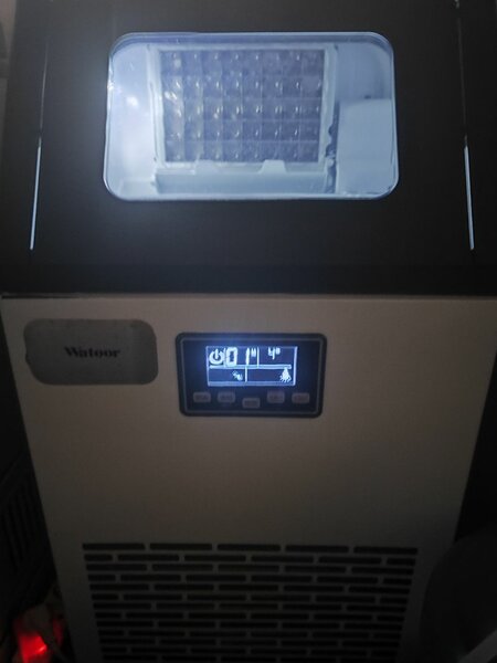 Льдогенератор промышленный, 36кг льда в сутки, форма кубик