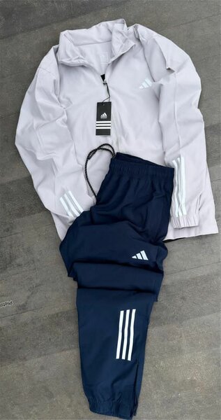 Ensemble de survêtement Adidas