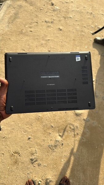 DELL CORE I5 ECRAN 14.1 pouces