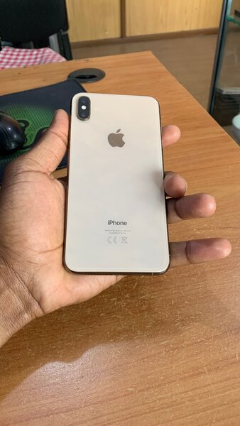 iPhone XS Max 512GB U.K