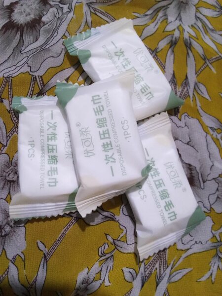 3 à 1000f serviette de visage