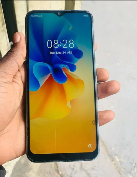 Tecno spark 7 neat like new