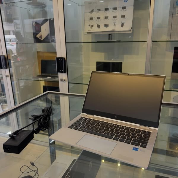 HP EliteBook X360 830 G8