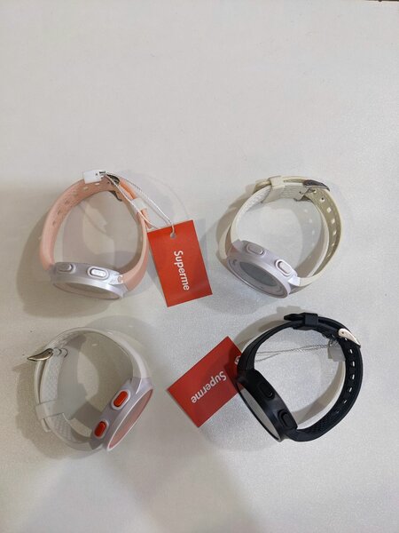 Superme Wrist Watches