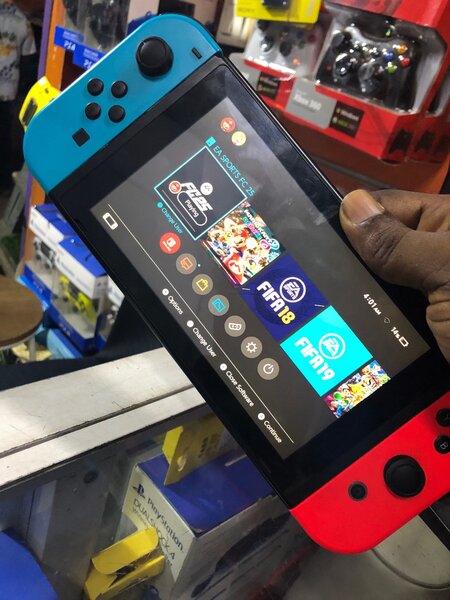 Nintendo switch fifa 18 card