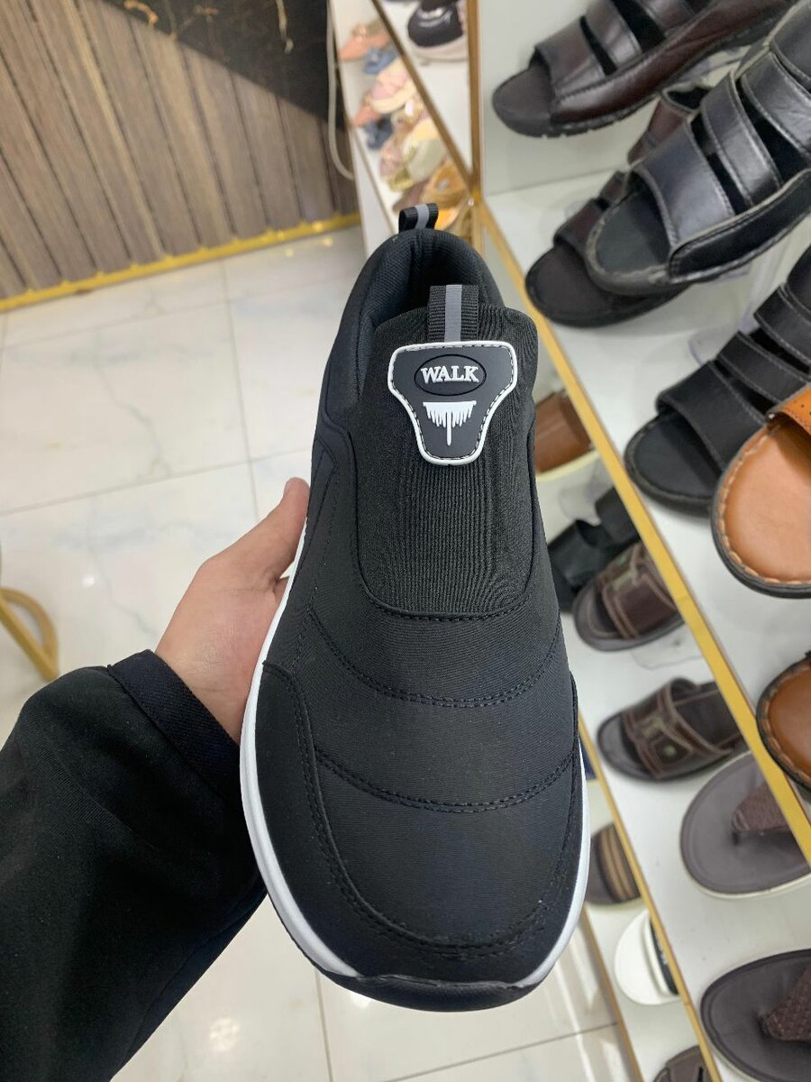 Mens Skechers Black Limited Edition