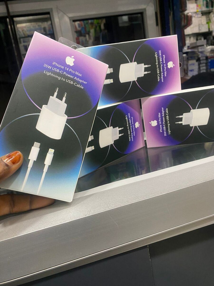 Chargeur iPhone 14 pro max