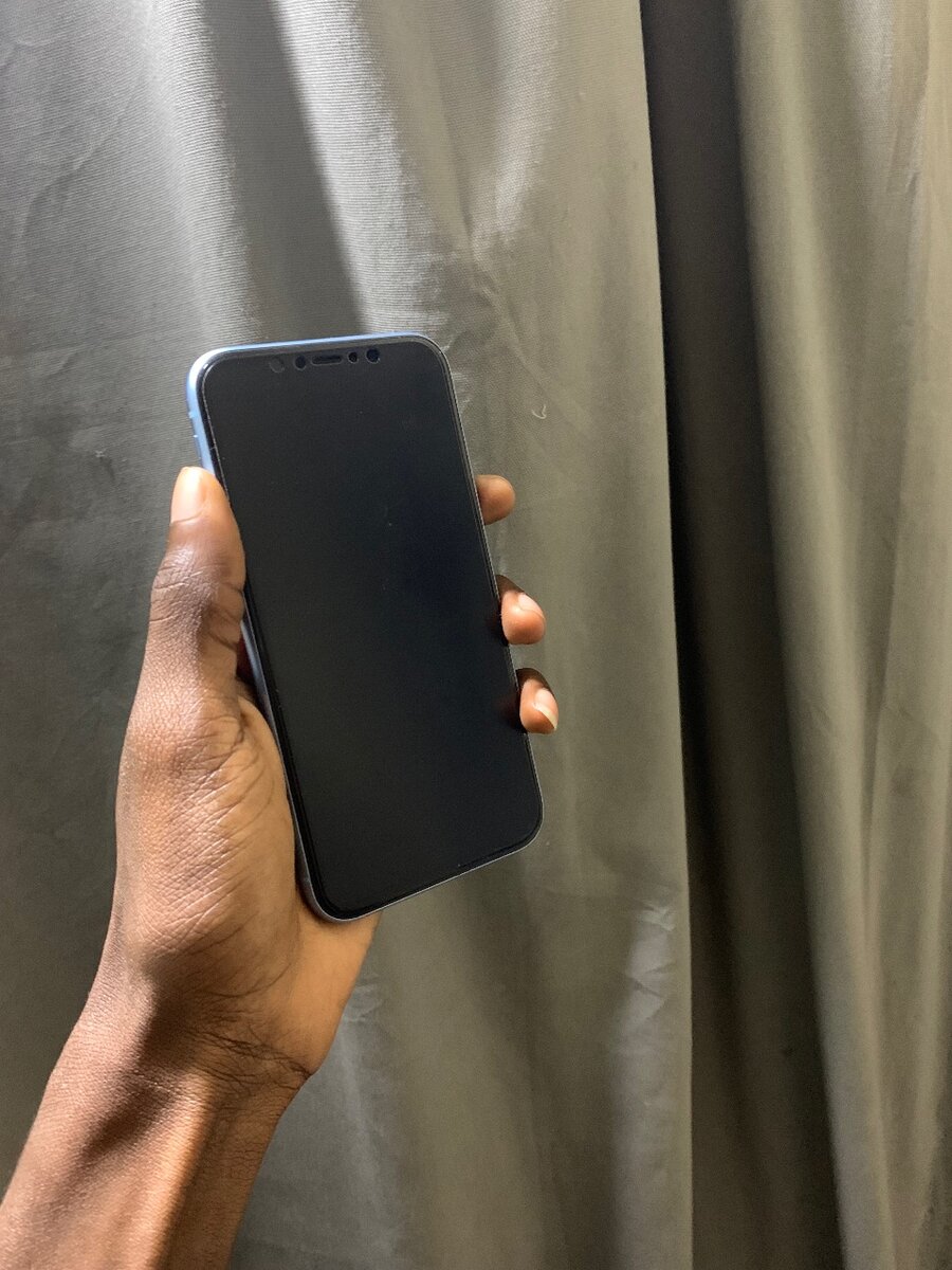 iPhone XR casi neuf