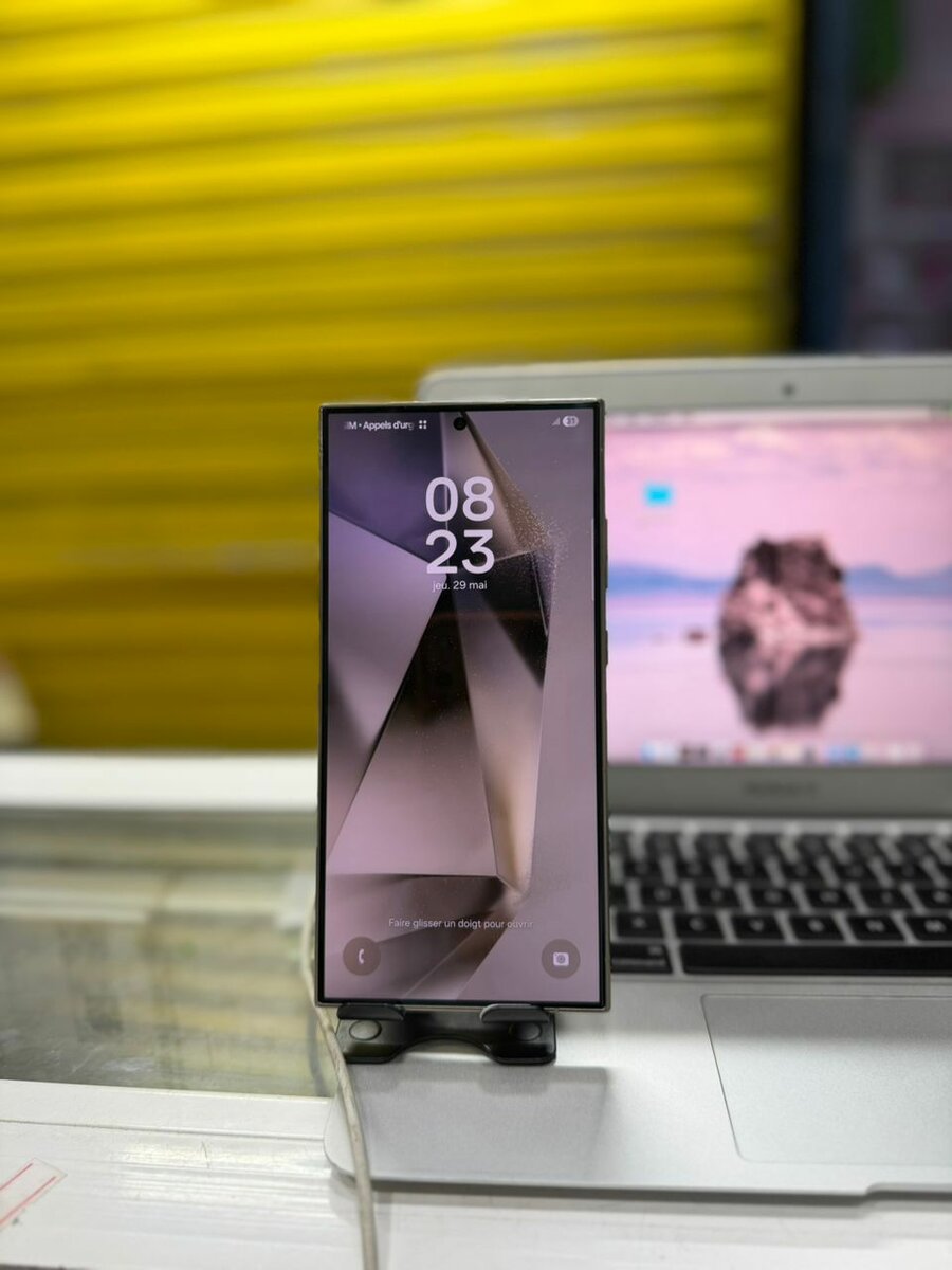 Samsung Galaxy S24 ultra 256