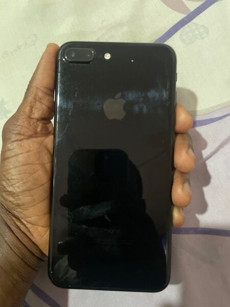 iPhone 7 Plus 32 gig