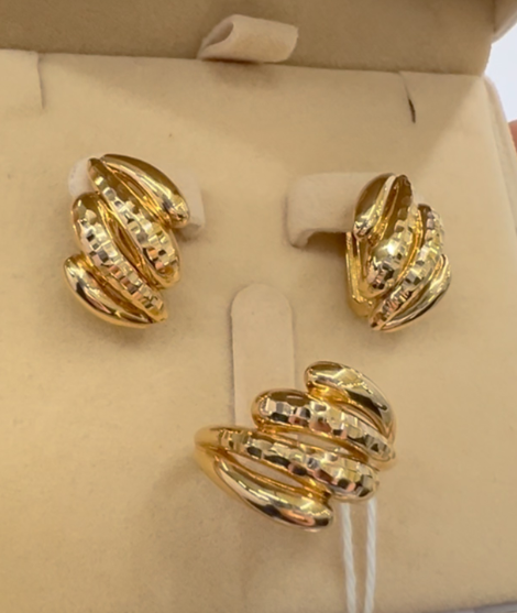 Практичный комплект из Российского золота