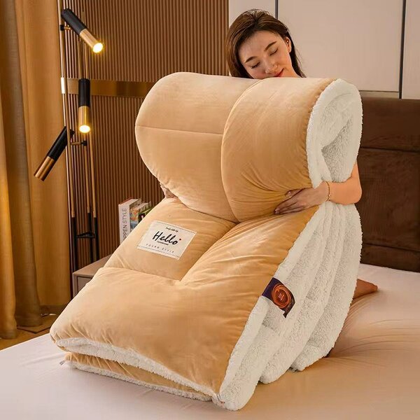 *6pcs set Milk Velvet Duvet*  Duvet 1pc Bedsheet 1pc Pillows