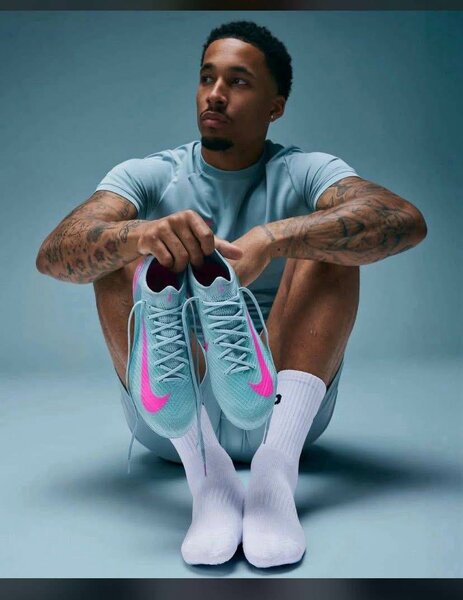 Paires de marque élégantes