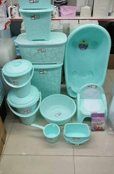 Ensemble de bain bébé en plastique