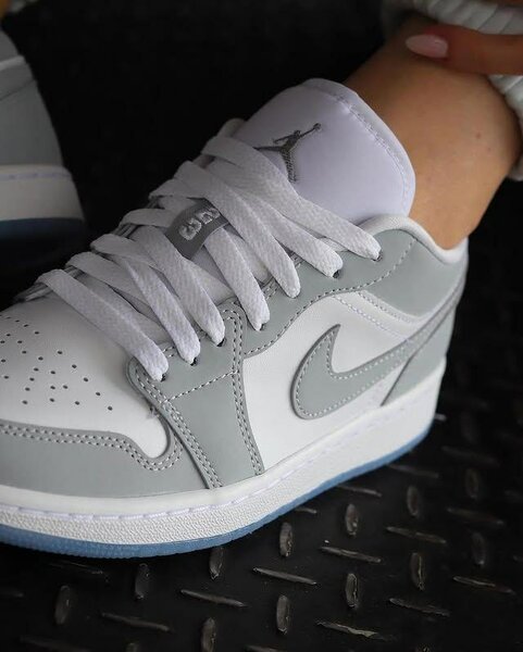 Nike Jordan 1