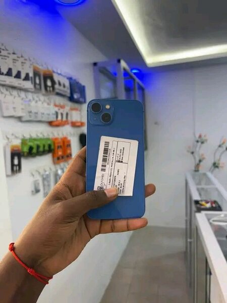 iPhone bleu