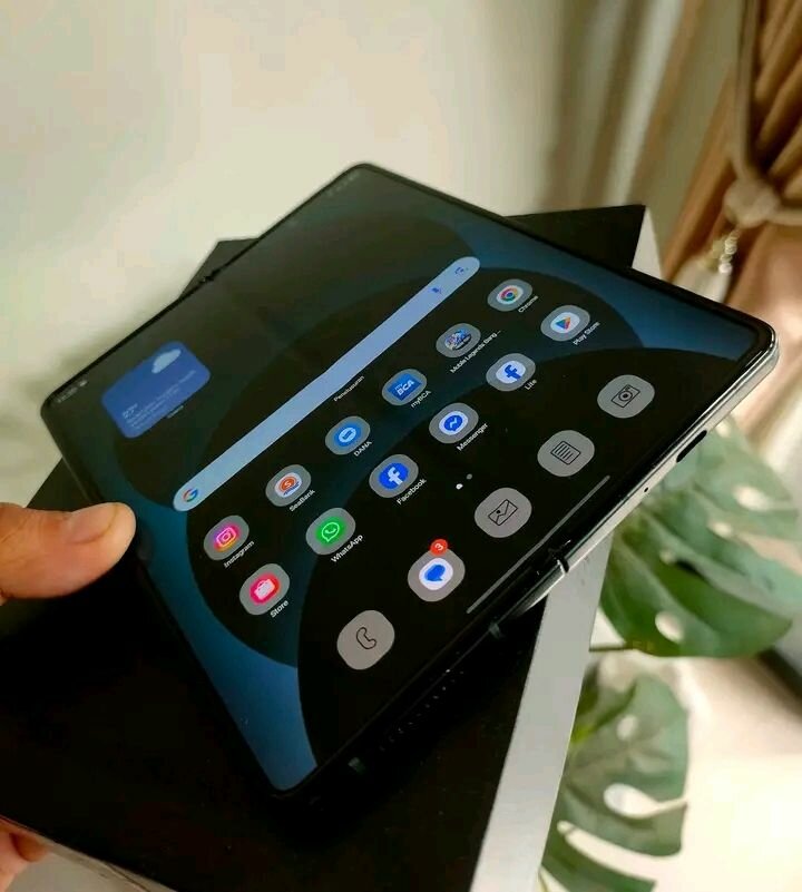 Samsung Galaxy Z Fold3 5G