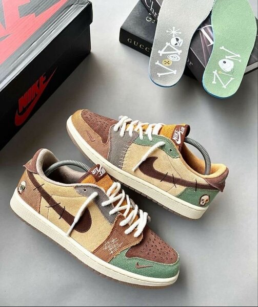 Baskets basses multicolores homme