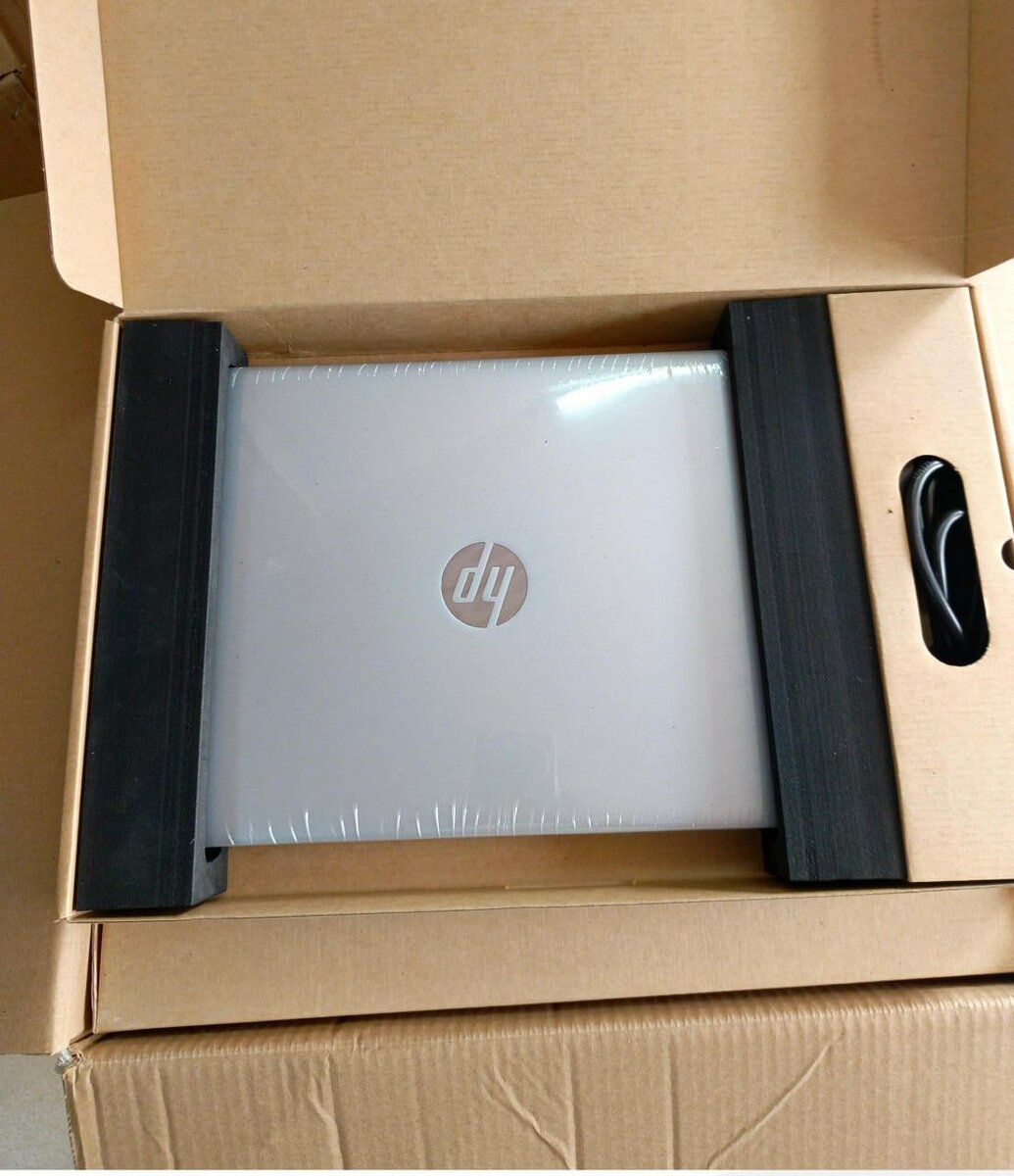 HP elitebook 840 G3 core i5