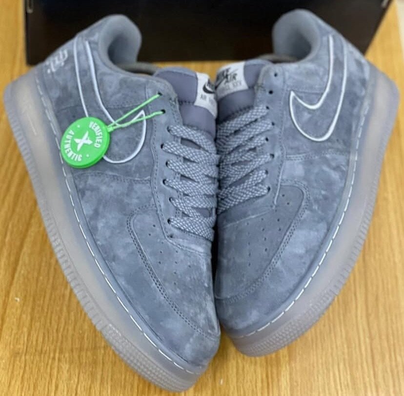 NIKE AIR FORCE 1 MID x REIGNIN