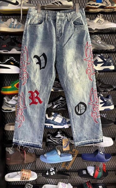 Jeans homme personnalisés avec motifs uniques