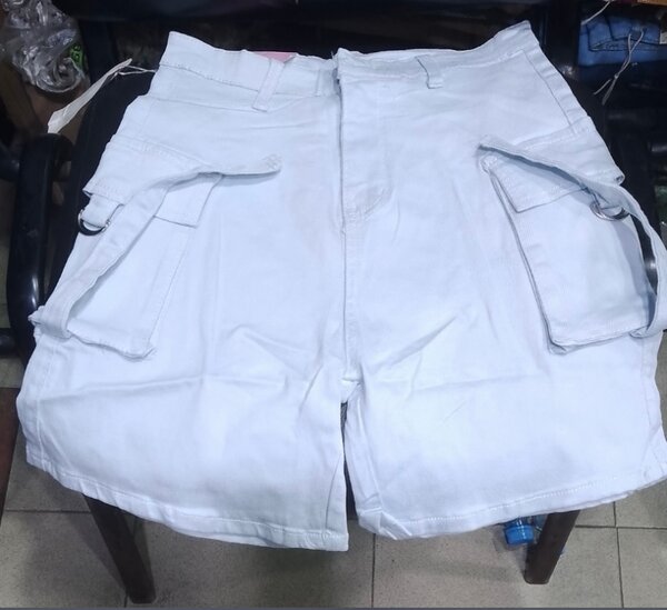 Short cargo blanc homme