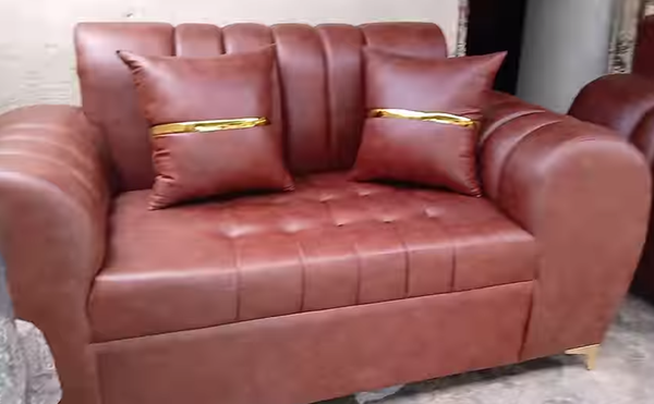 The red sofa