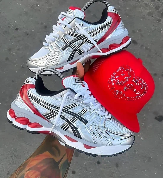 Baskets de running homme modernes