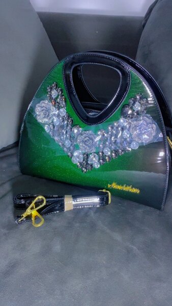 Sac à main élégant en cuir