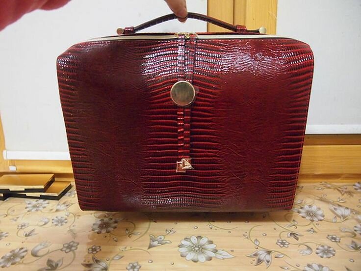 Estee lauder laptop bag