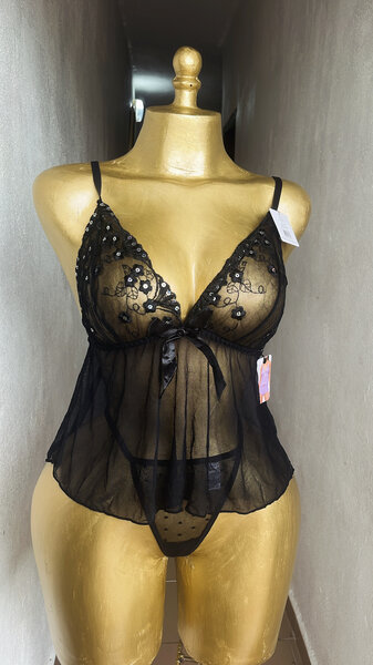 Nuisette en dentelle sexy