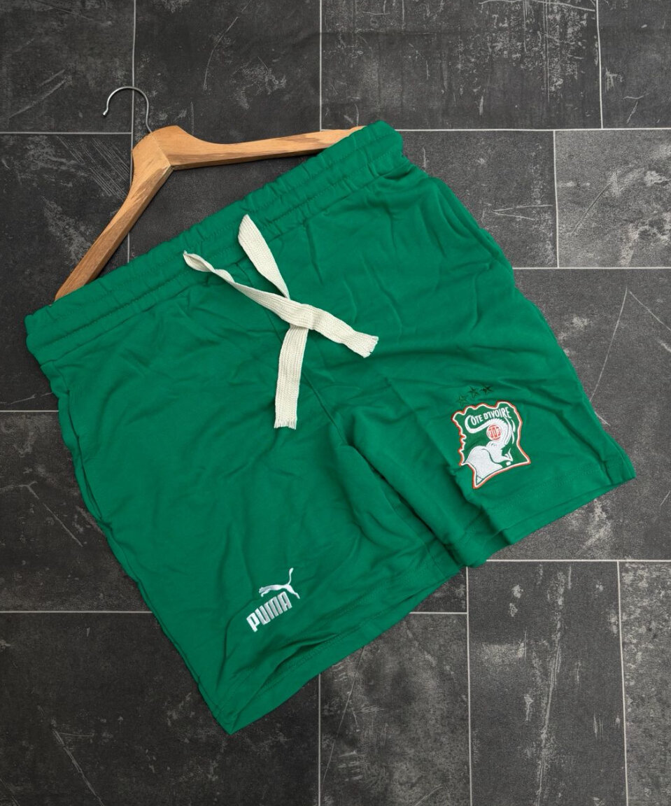 Shorts de football colorés