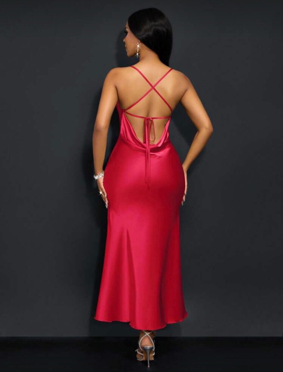 Robe de soirée satinée élégante