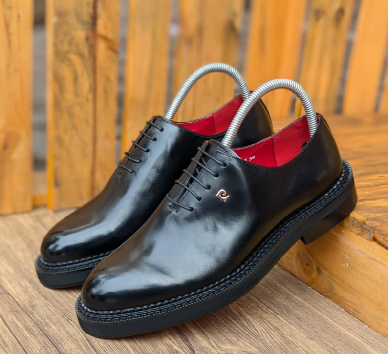 Leather formal shoes