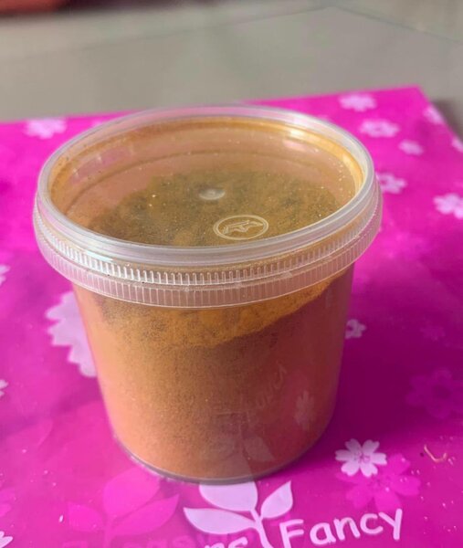 Épices en poudre naturelle